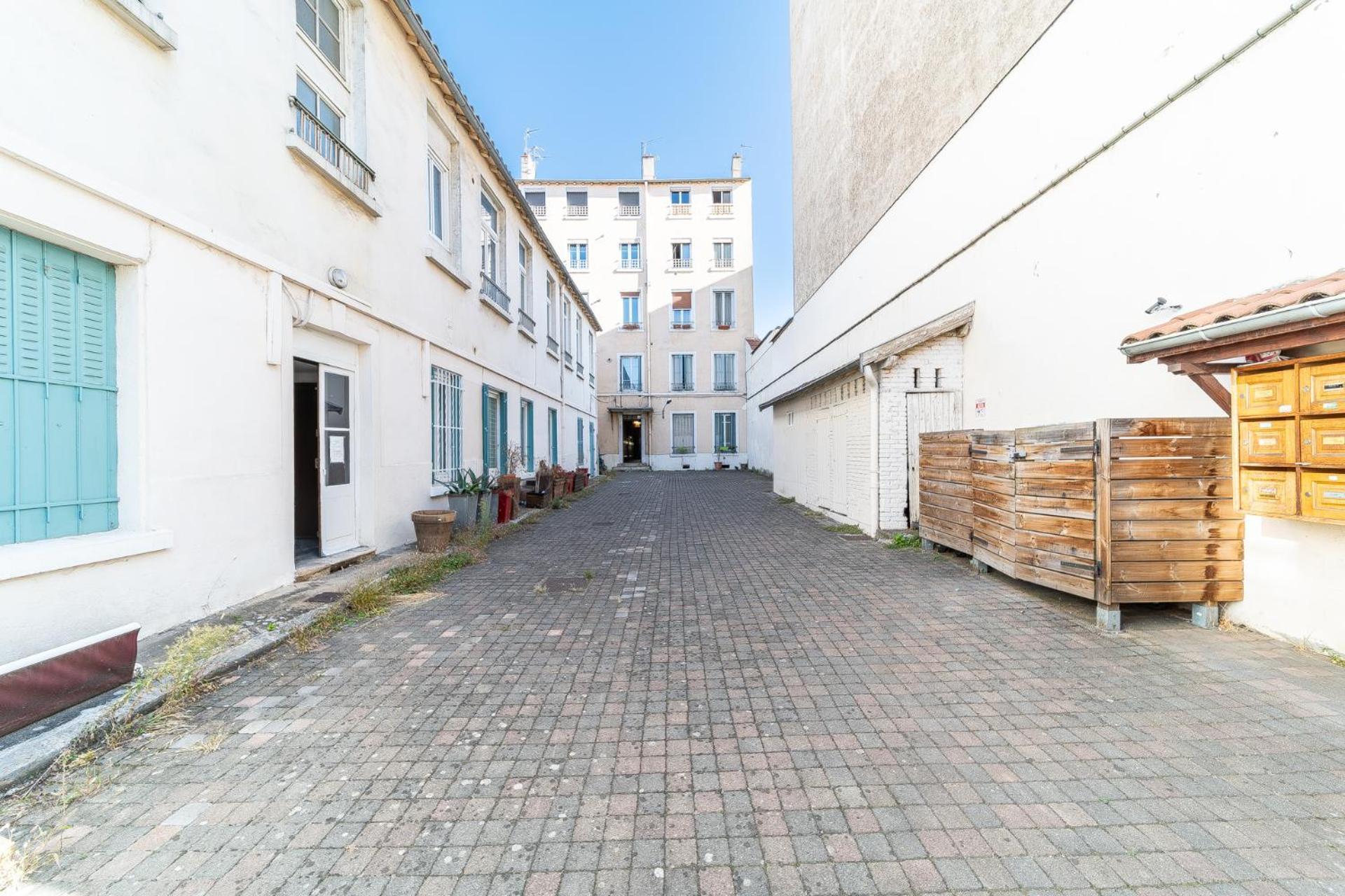 Le Marietton Appartement Cosy A Deux Pas Du Metro Valmy Ліон Екстер'єр фото